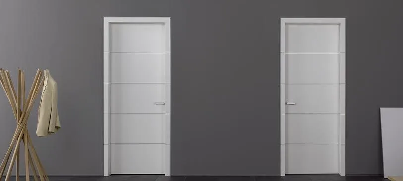 Innentür mit Zarge, flächenbündig